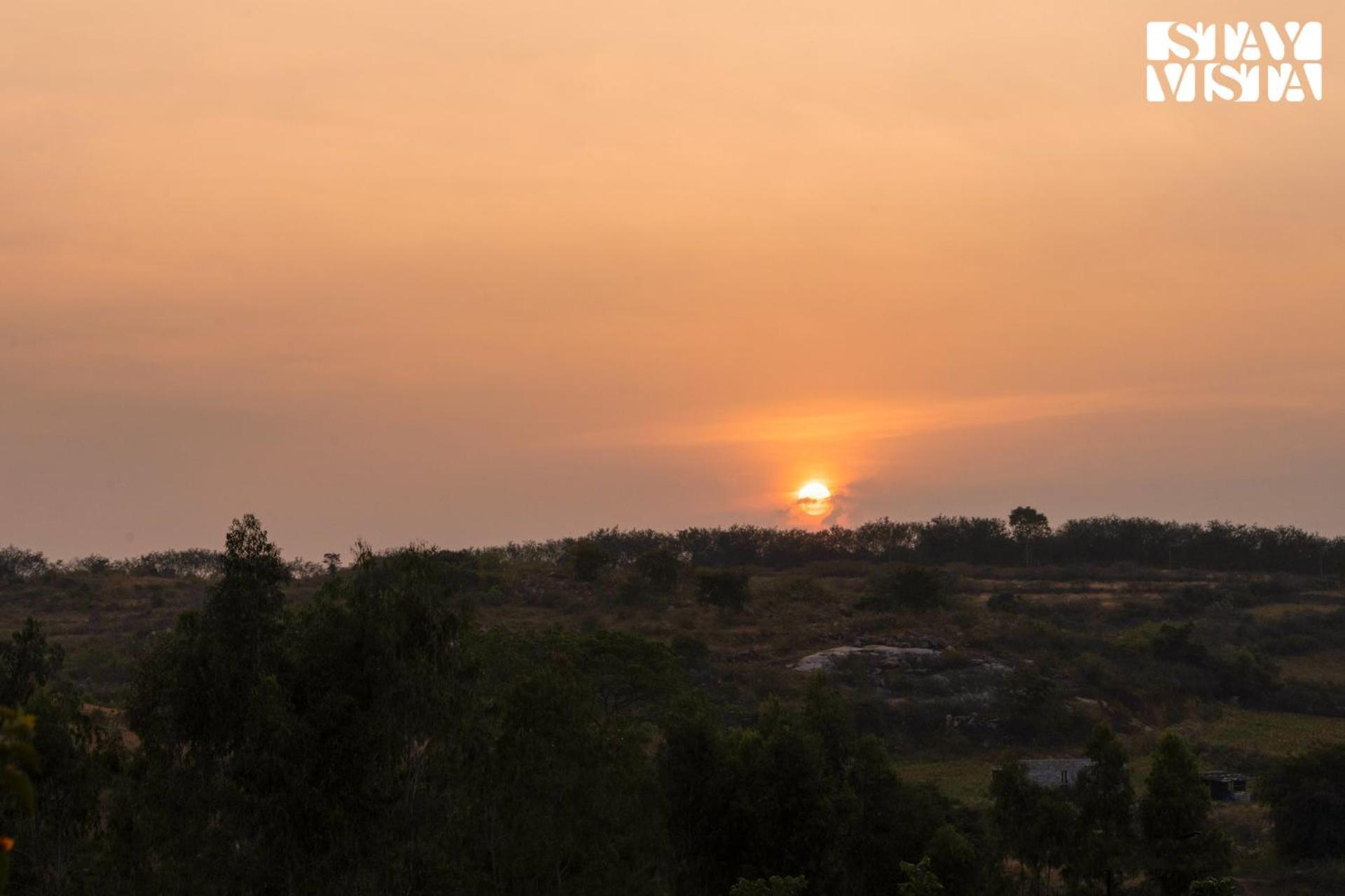Stayvista At Hillside Harmony Pvt Pool & Free Breakfast Bangalore Buitenkant foto